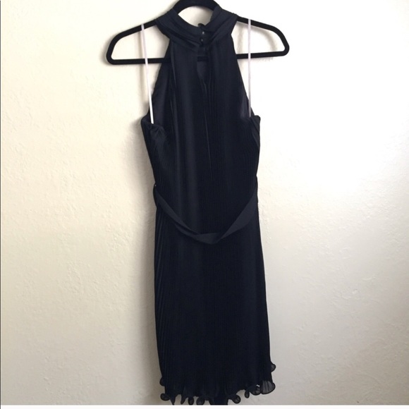 NWOT 🐞F21 Black Pleated Dress - Picture 5 of 5
